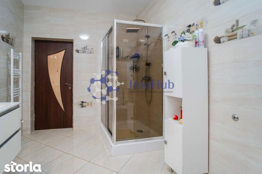 Casă cu 5 camere cu Teren 1805 Mp în Lețcani