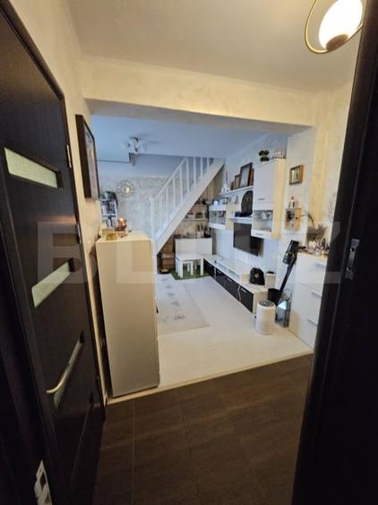 Apartament cu 3 camere decomandat, mobilat în Periferie