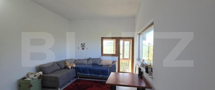 Casa Individuala, P+E, 3 dormitoare, 900 mp teren, zona Carc - 18