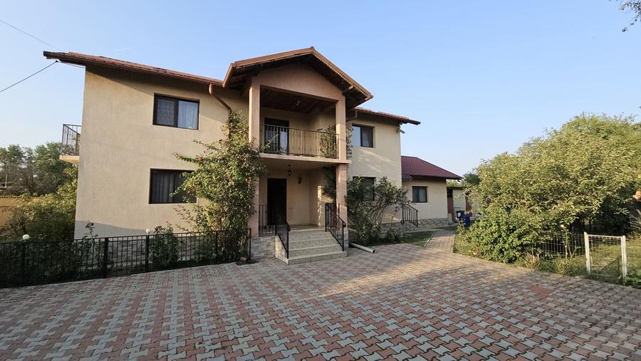 VILĂ MODERNĂ P+1 169 MP UTILI, CURTE GENEROASĂ 768 MP, IN APROPIERE DE BUCURESTI - 12