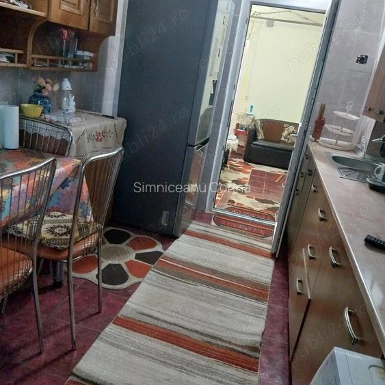 Vand apartament 3camere