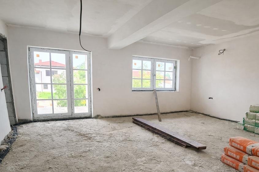 Casă individuală cu 99 camere cu Canalizare în Corbeanca