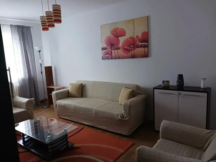Apartament cu 2 camere decomandat în Galata - 1