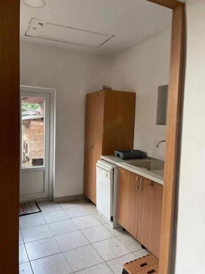 Vand casa , str.Teiului , utilata si mobilata ^ la cheie ^ - 8