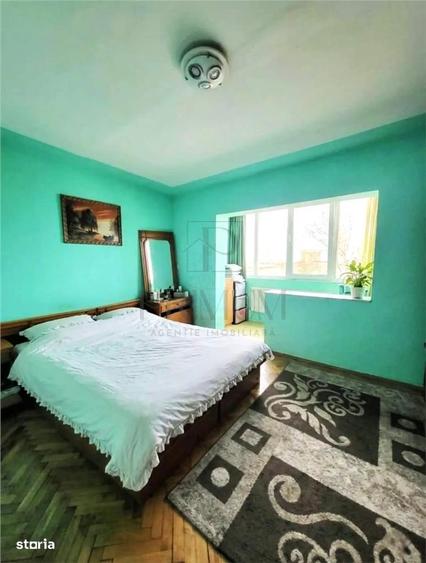 BUCOVINA - ETAJ 3 - BLOC IZOLAT - DECOMANDAT - 4 CAMERE - 2 BAI - 2 BA - 8