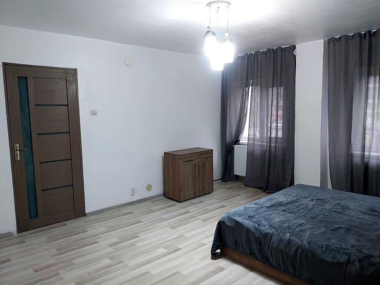 Inchiriez garsoniera confort 1 mobilata cartier 1Mai 100m tribunal - 4