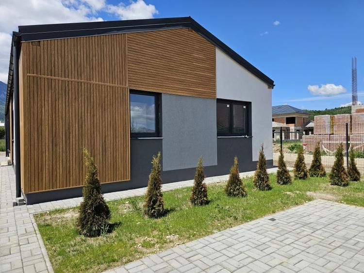 Casa individuala cu patru camere pe parter, Zarnesti - 1