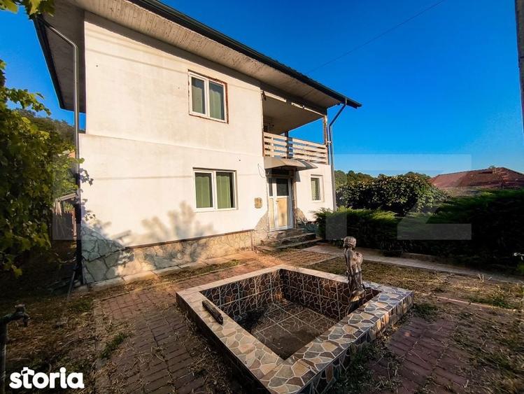 Casa spatioasa 250 mp + teren generos 1650 mp in zona Crasna - 1