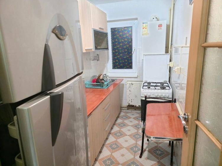 Inchiriez apartament cu doua camere pe str Banca-Nationala - 3