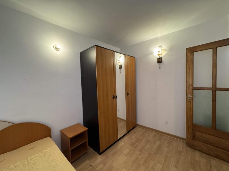 4 cam, etaj 2, 60 mp, bloc caramida, zona centrala Caracal - 11