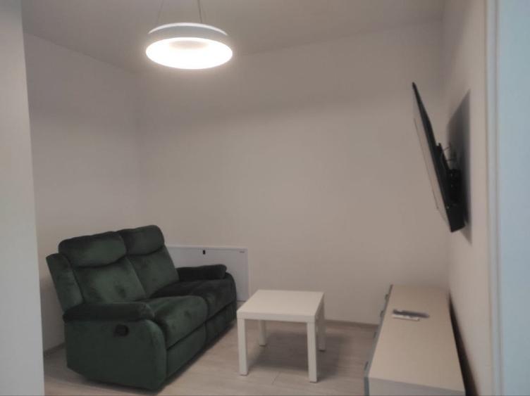 Inchiriez apartament 2 camere, tip studio + un balcon în Apollo Residence - 6