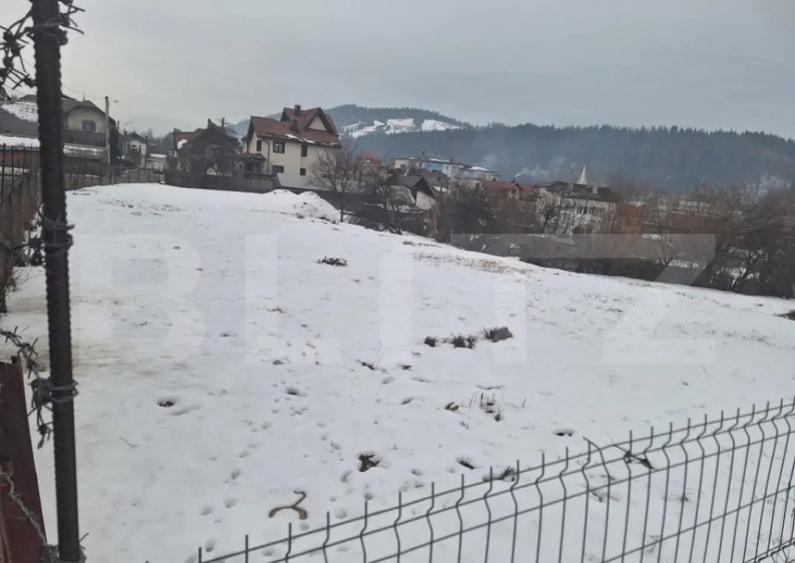 Teren de vanzare, ideal pentru investi?ie, zona buna in - 1