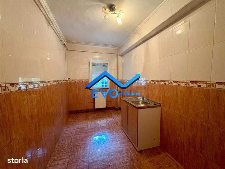 Apartament de inchiriat, 2 camere, etajul 1, nemobilat, Frumoasa Iasi - 1