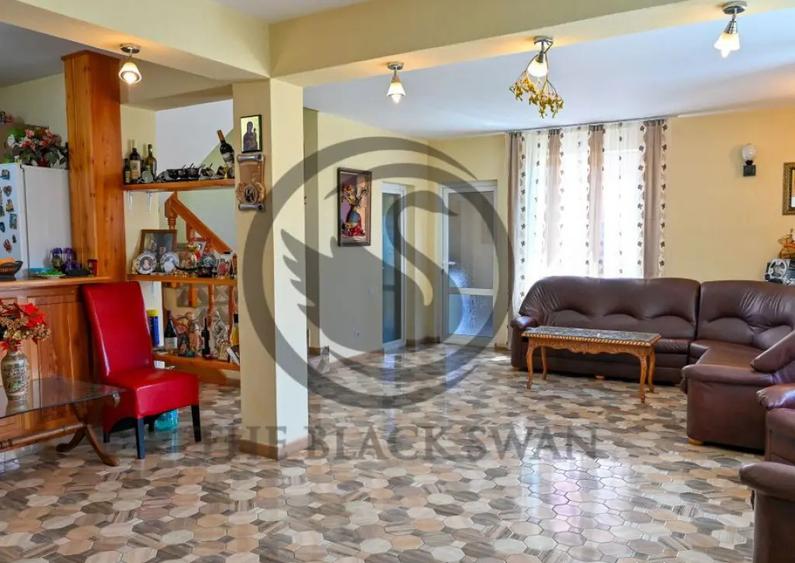 Casa cu 3 camere de vanzare | Cheia, Prahova I Comision 0% - 11