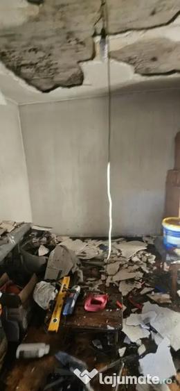 Casă cu 4 camere în Bălanu