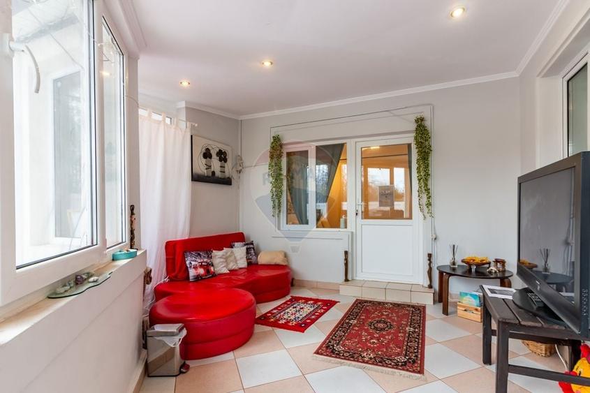 Casa de vanzare cu teren generos 504mp si piscina - Bucuresti - 9