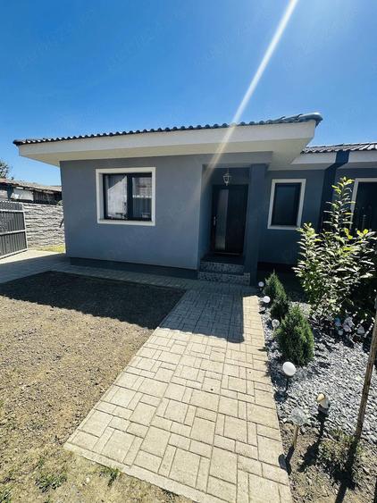 Duplex modern de vanzare zona centrala, complet mobilat ?i utilat - 2