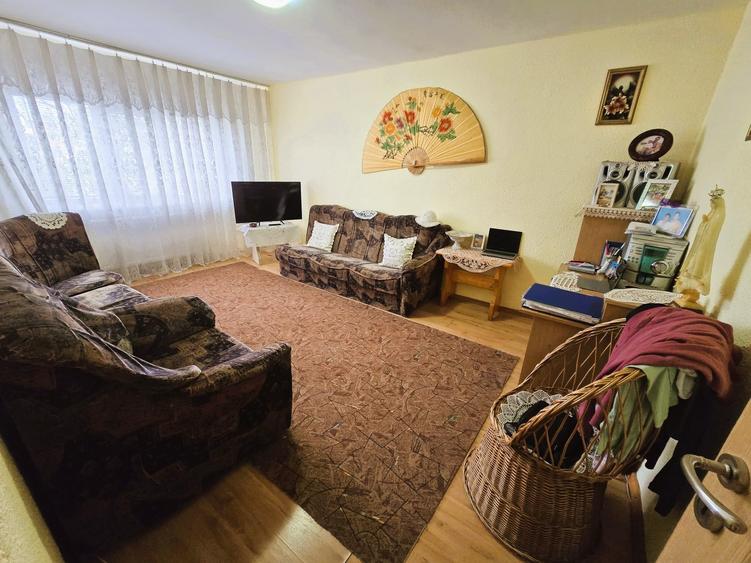 Apartament 3 camere cu BALCON - CARTIER E3 - 4