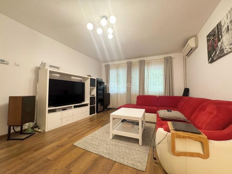 Aviatiei apartament 4 camere decomandat Aviatiei apartament 4 camere decomandat