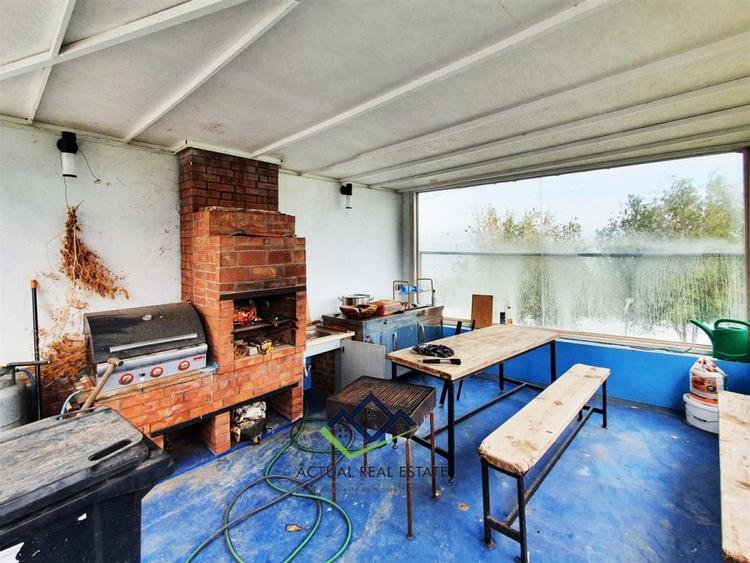 Ovidiu |  VILA P+1 |  PRIMA LINIE LA LAC - 16