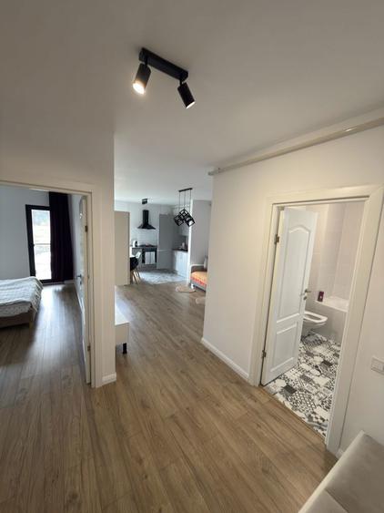 Inchiriez apartament 2 camere Floresti - 1