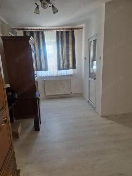 garsoniera postavarul-1 decembrie-titan-centrala proprie - 4