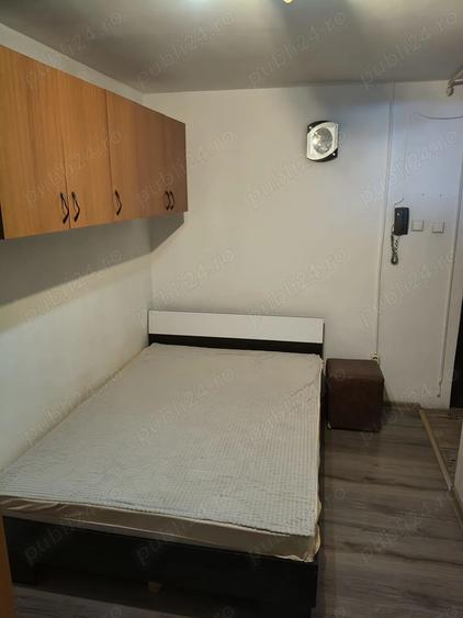 Garsoniera, Piata Resita, 16m2, 1200RON - 1