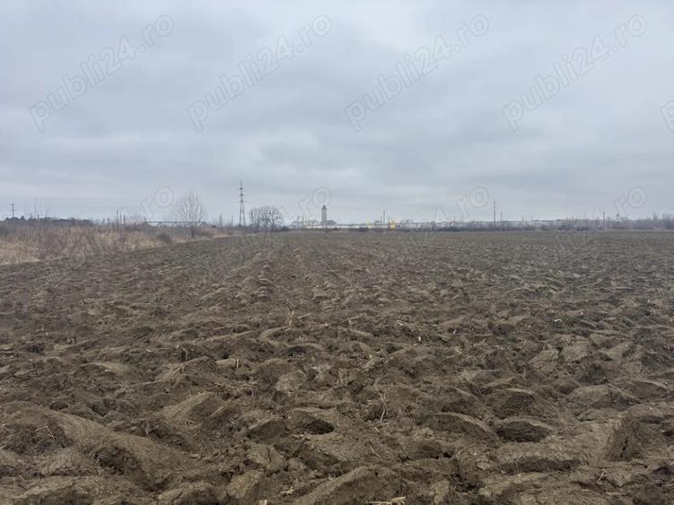 Vand teren in spatele Fiald - de vanzare - urgent - 3