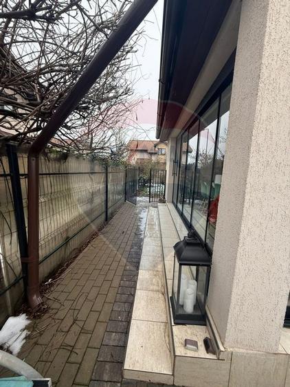 Casă / Vilă de vanzare in Otopeni, ansamblu rezidential, langa centru - 22