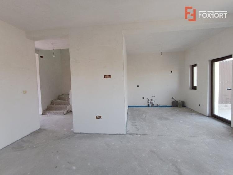Triplex 5 camere, 2 bai, 114 mp utili, zona Plopi Timisoara - V8613 - 11