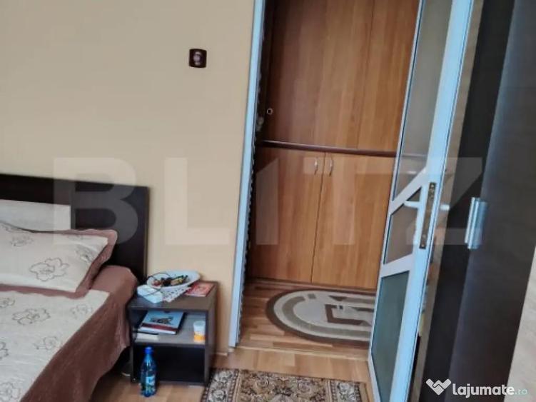Apartament de vanzare, cu 2 camere, 47 mp, zona Radu Popescu - 11