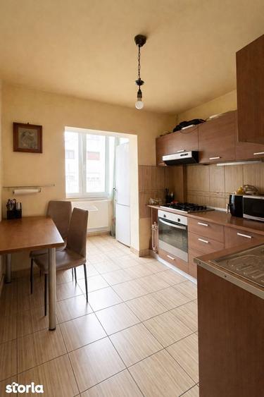 Apartament 3 camere Miorita, str. Milova - 6