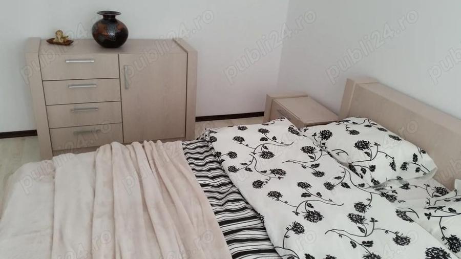 Inchiriez apartament ultracentral,2 camere 75m decomandat. Bd.Ferdinand Teatrul Fantasio. - 9