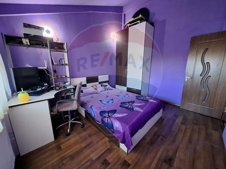 Apartament cu 3 camere de vanzare in Constanta - 2