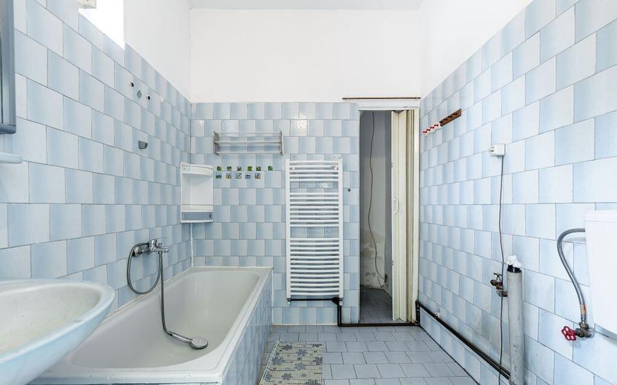 Ocazie Casa de caramida pe strada Plopilor in Vlaicu Comi... - 10