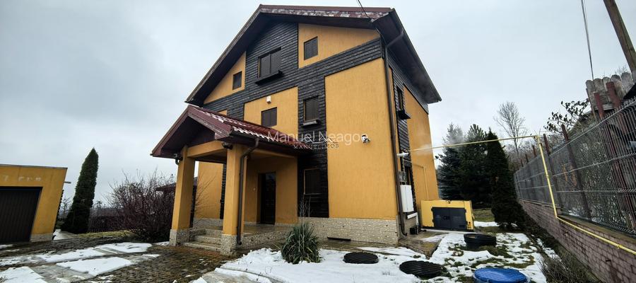 Casă cu 5 camere în Sud-Vest Casă cu 5 camere în Sud-Vest