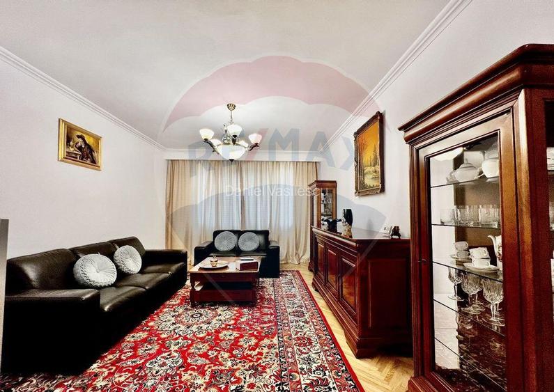 Apartament de inchiriat Centrul Civic, mobilat si utilat Apartament de inchiriat Centrul Civic, mobilat si utilat