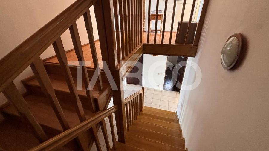 Casa deosebita de vanzare individuala zona Sura Mare 900 mp teren - 19