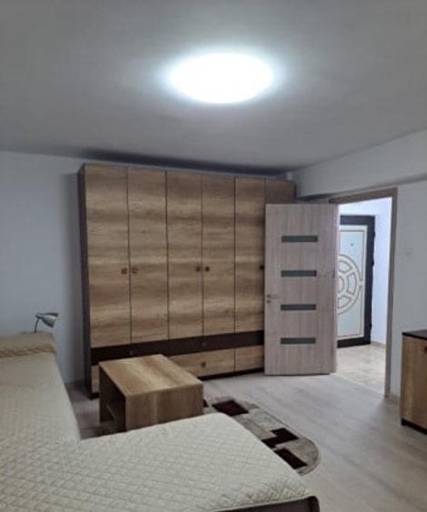 Garsoniera moderna, decomandata, la 10 minute de metrou - Drumul Sarii - 1