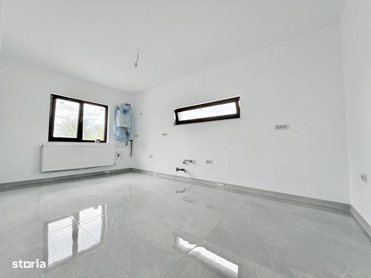 LA COMANDA | Casa cu 3 Camere - Lumina - 8