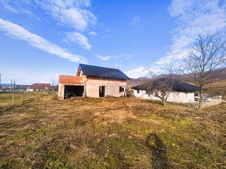 Casă P+M la roșu de vânzare – Tăuții-Măgherăuș - 4
