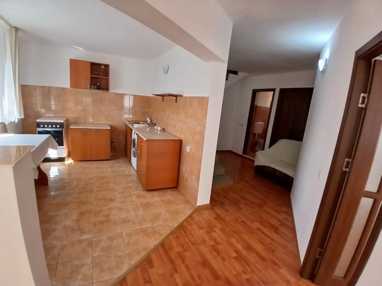 Casa spatioasa P+M cu teren generos - Agigea, Zona Stadion - 6