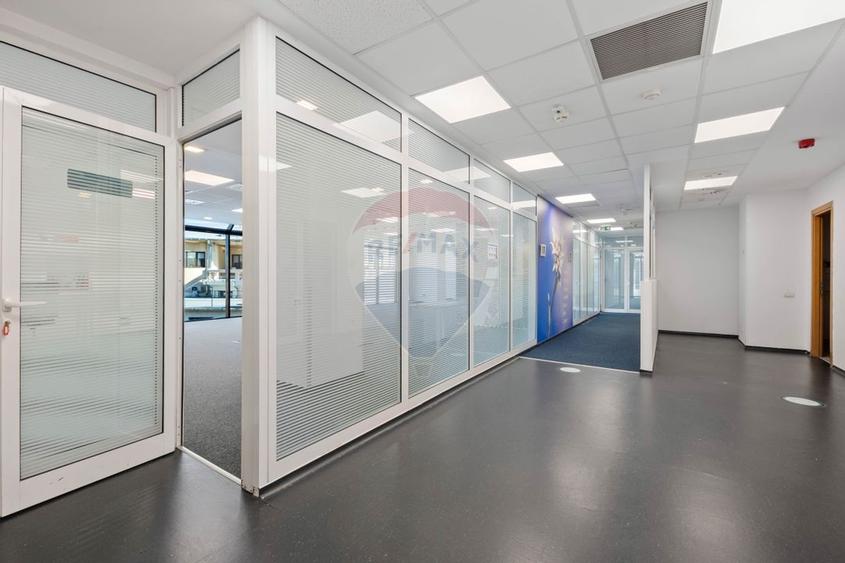 Spatiu de birouri in cladirea Unimed - 16