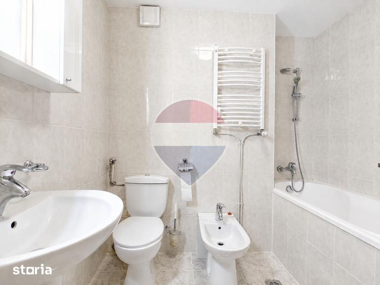 Apartament cu 3 camere în Gara de Nord