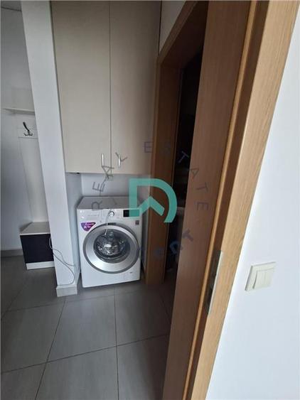 Garsoniera Casa Nobel, loc de parcare si gradina  proprie - 5