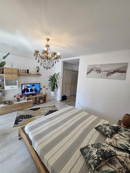 Inchiriez garsoniera mobilata, dispune de suficiente spatii - 1