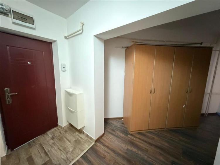 Garsoniera parter, de vanzare in zona Centrala - Bucegi - Sala Polivalenta - 6