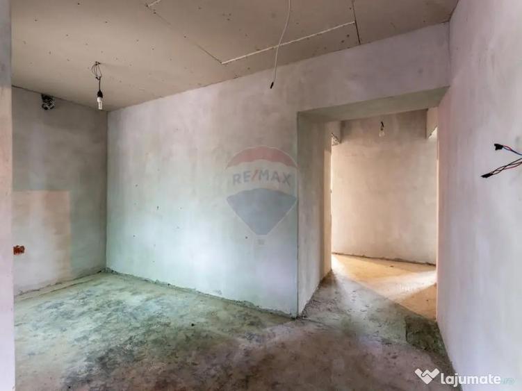 Casa cu 3 camere de vanzare, renovata la gri, teren 21... - 5