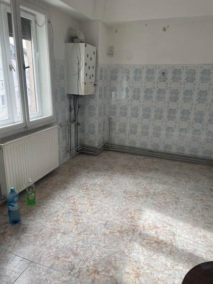 Comision 0 - Apartament 3 Camere, Ultracentral, Str. Ardealului Caransebes - 4