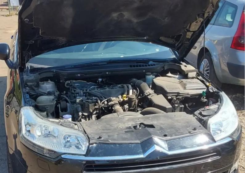 De inchiriat 64 mp ultracentral - 9